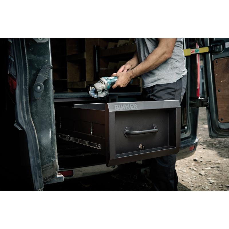 BUNKER S1 Slider Black