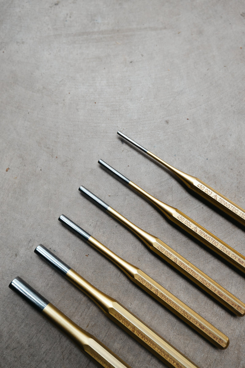 Pin punch set