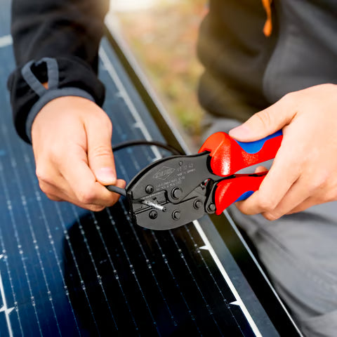 KNIPEX 00 31 31 V01 SB Photovoltaic Installations Set With ErgoStrip® PV and KNIPEX PreciForce
