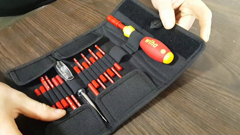 Wiha 36068 16 Piece slimVario® SoftFinish VDE Interchangeable Screwdriver & Bit Set