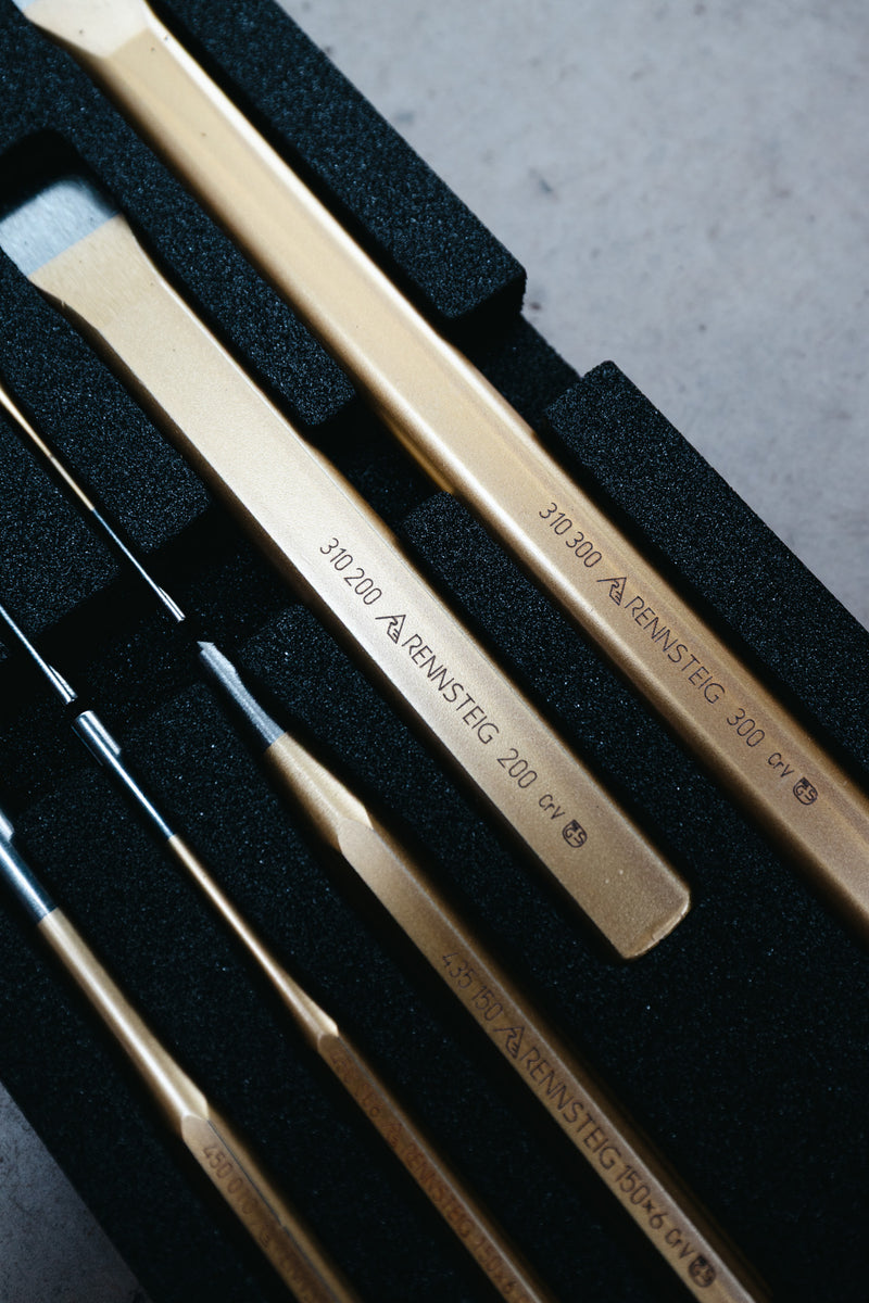 Chisels, pin punches, centre punch set