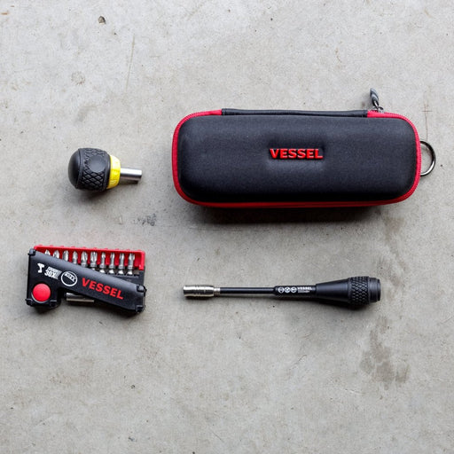 Vessel No.2200MBH Ratcheting Ball Grip Bit Holder with 11 piece bit set in case - Tool Monster