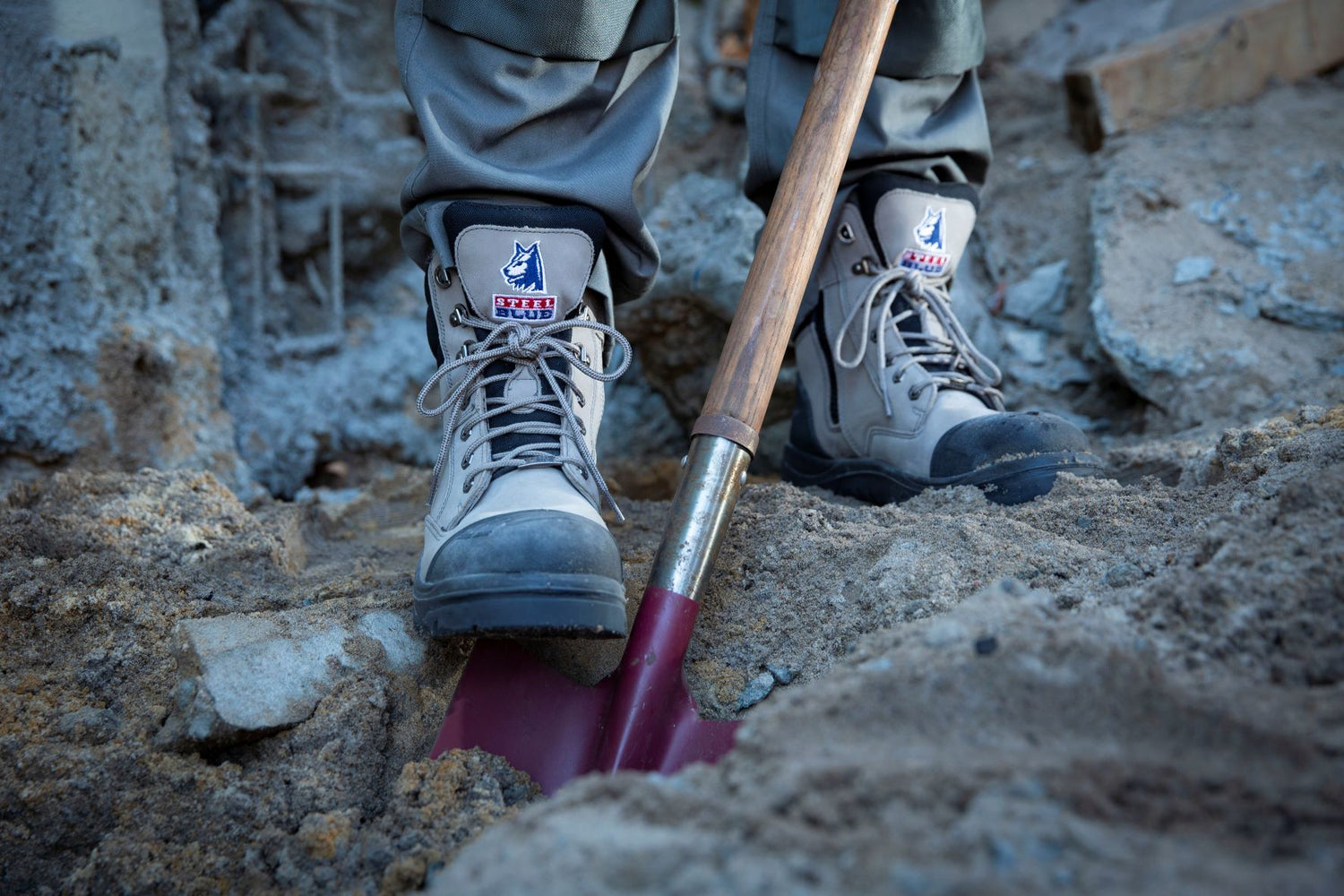 Steel Blue Southern Cross Slate Zip Scuff S3 Safety Boot – Built for the Toughest Jobs