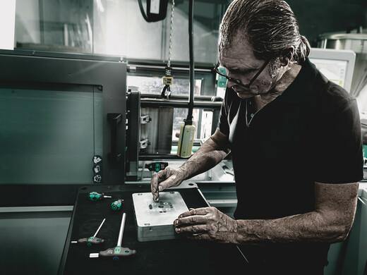 Wera 05023348001 454 HF T - handle Hexagon Screwdriver Hex - Plus with Holding Function, 6 x 200 mm - Tool Monster